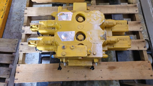 Caterpillar 212-8712 CONTROL VALVE - Imagen 3