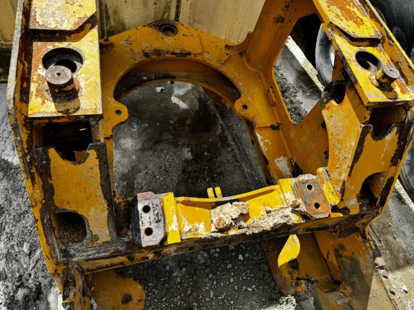 Caterpillar REAR FRAME 347-8251 - Image 3