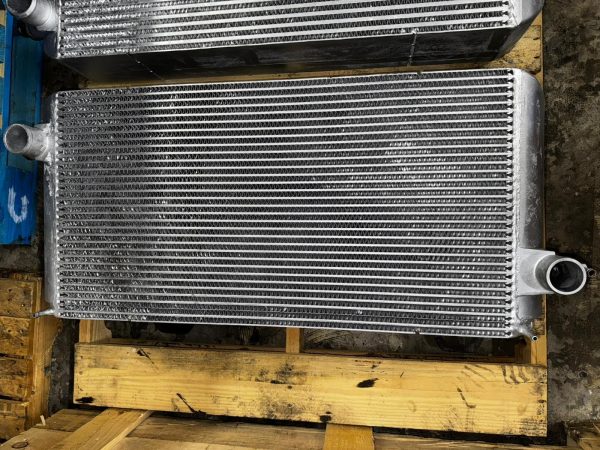 Caterpillar RADIATOR 354-8743 - Image 2