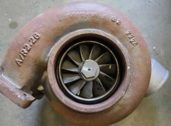 KOMATSU 6508-11-5010 TURBOCHARGER - Imagen 3
