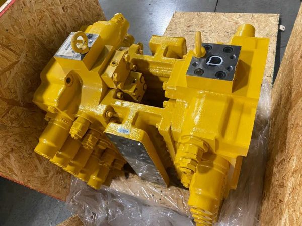 KOMATSU 709-1A-11101 MAIN CONTROL VALVE