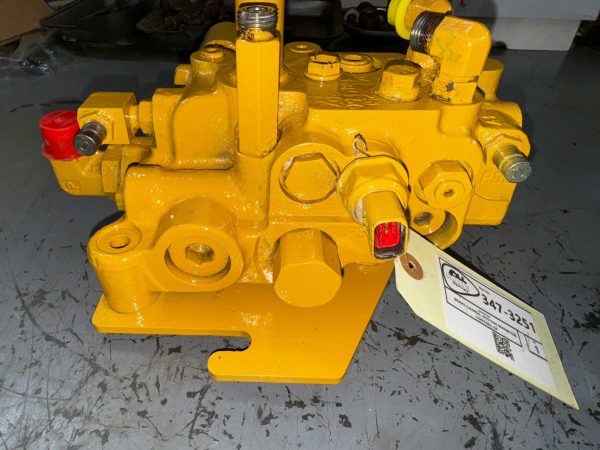 Caterpillar 347-3251 MANIFOLD GP-CONTROL -BRAKE CHARGE, HYD FAN CONTROL - Image 5