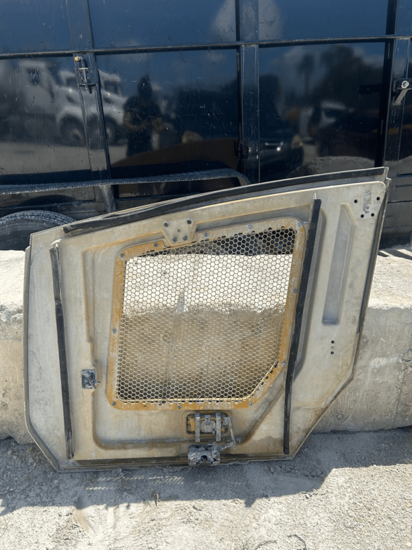 Caterpillar 3396802 Door AS (LH) 339-6802 - Image 3