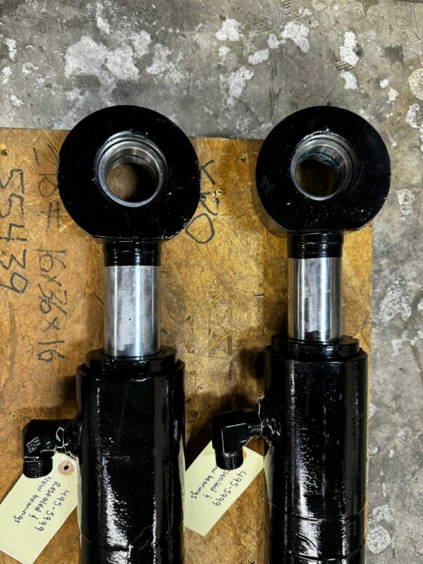 Caterpillar 495-5999 CYLINDER GP-STEERING 4955999