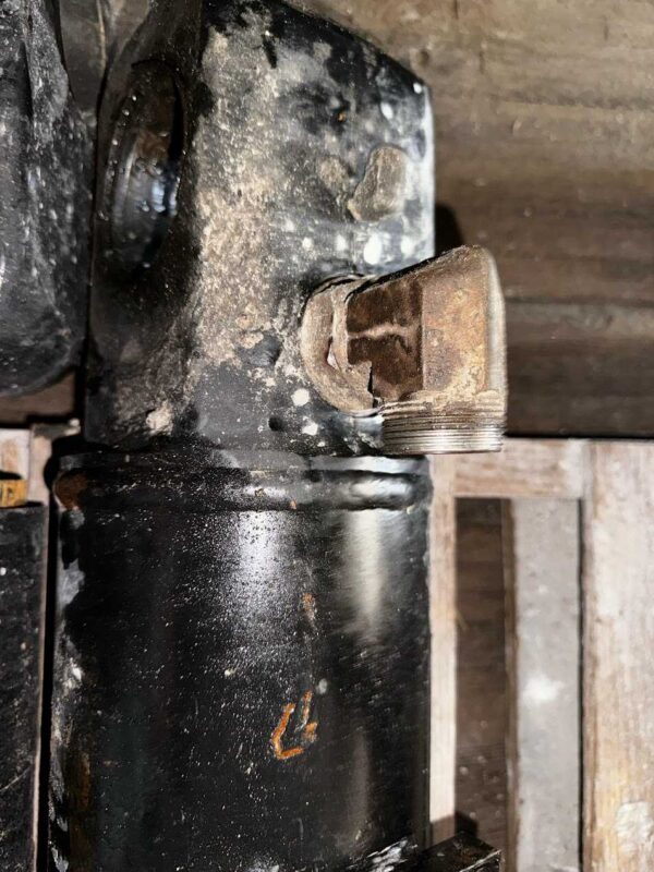 Caterpillar 4956001 CYLINDER GP-TILT 495-6001 - Image 2