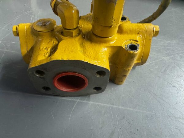 Caterpillar 8E9728 VALVE GP-RELIEF -TORQUE CONVERTER OUTLET 8E-9728 - Imagen 2